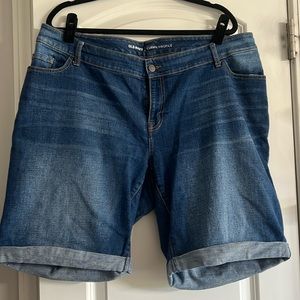 Old Navy Curvy/Profile Bermuda Shorts 18W Regular